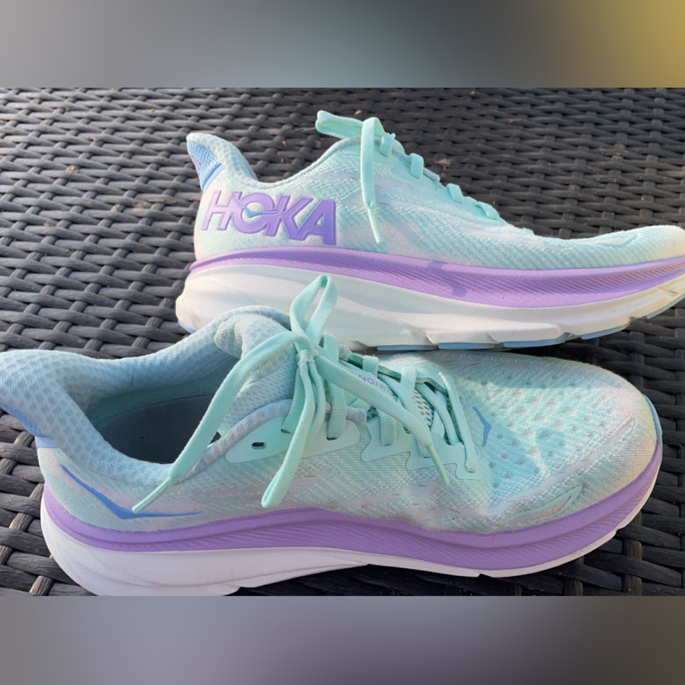 Hoka Clifton 9